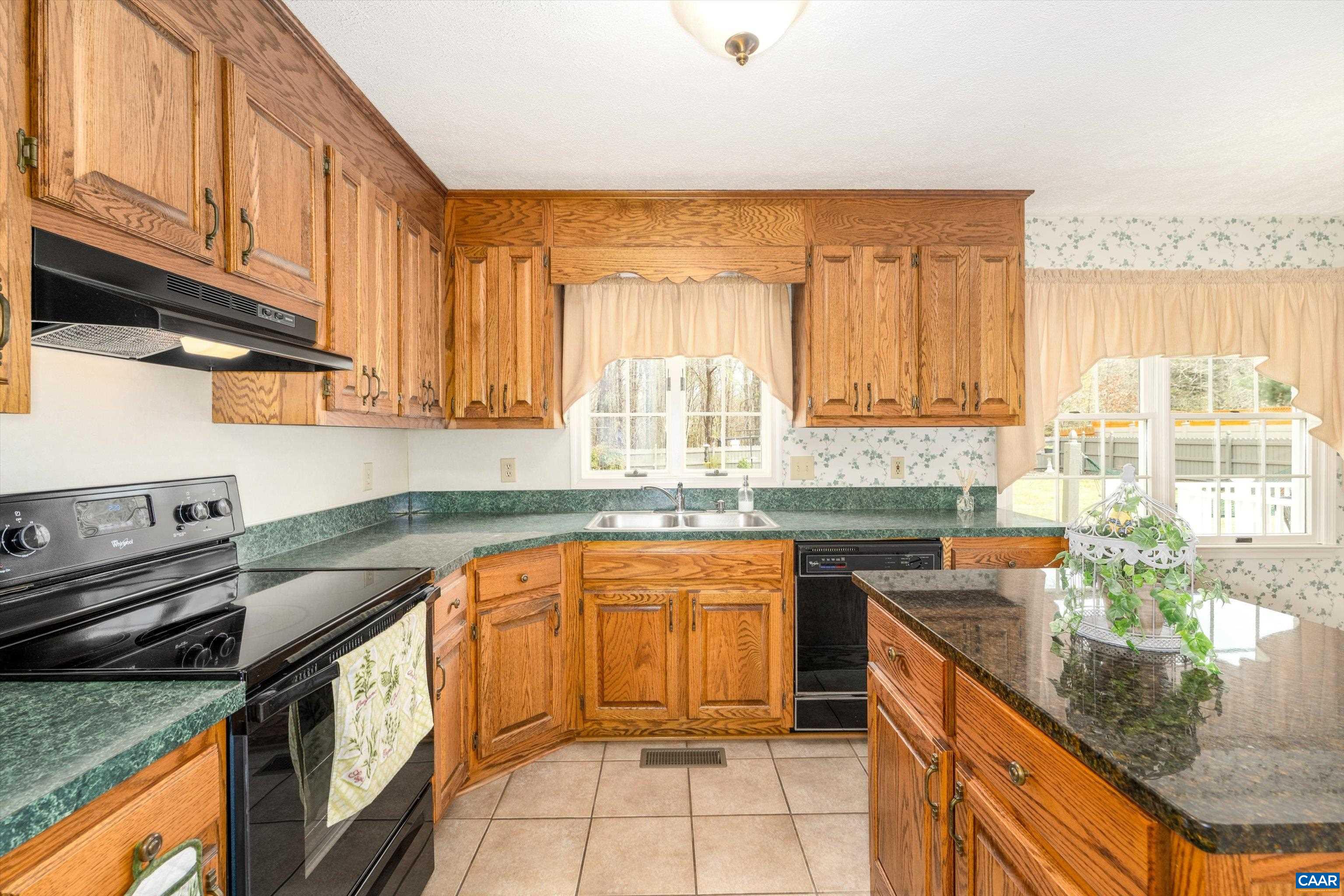 252 FLINT MOUNTAIN DR, STUARTS DRAFT, Virginia 24477, 3 Bedrooms Bedrooms, ,2 BathroomsBathrooms,Residential,252 FLINT MOUNTAIN DR,674977 MLS # 674977