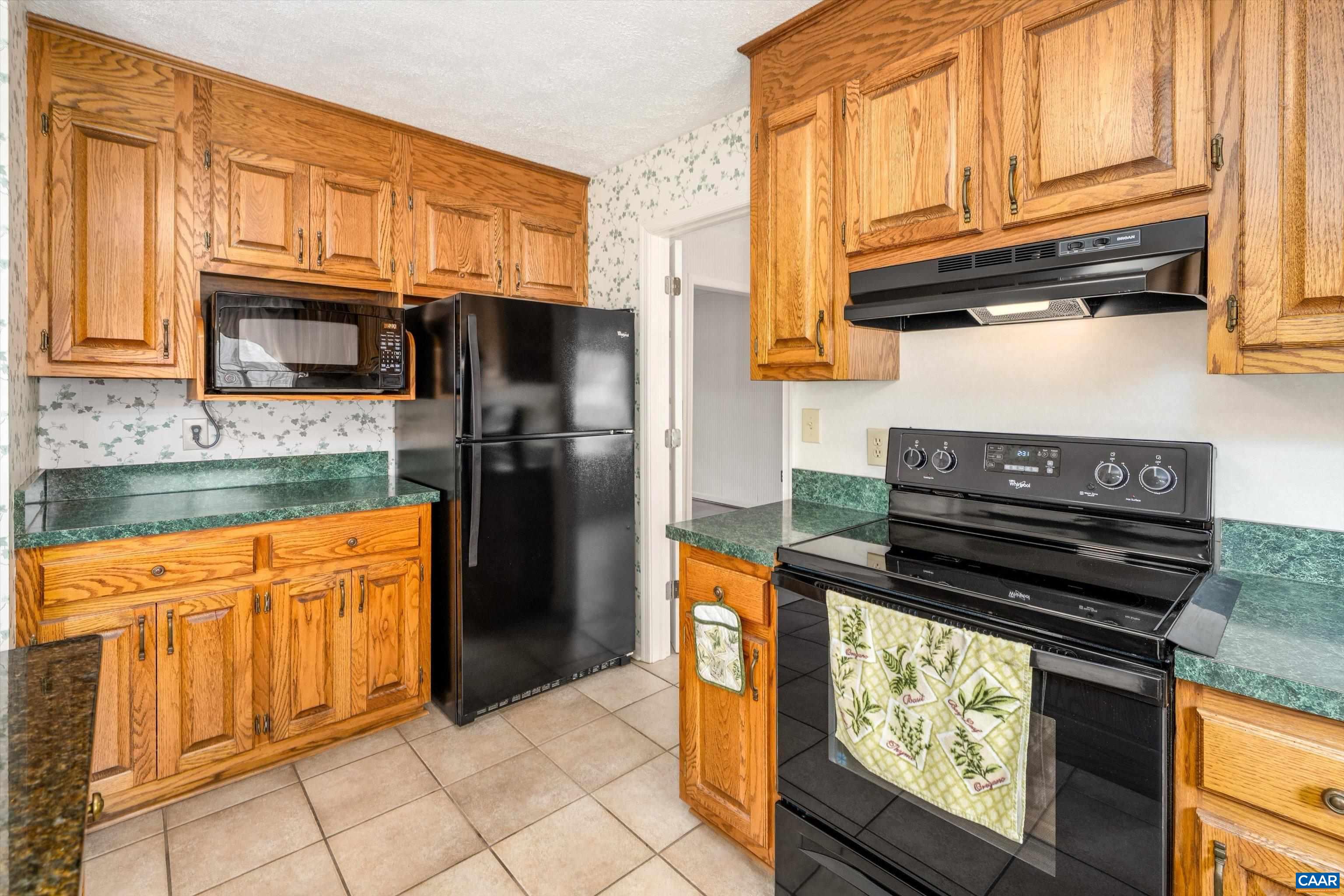 252 FLINT MOUNTAIN DR, STUARTS DRAFT, Virginia 24477, 3 Bedrooms Bedrooms, ,2 BathroomsBathrooms,Residential,252 FLINT MOUNTAIN DR,674977 MLS # 674977