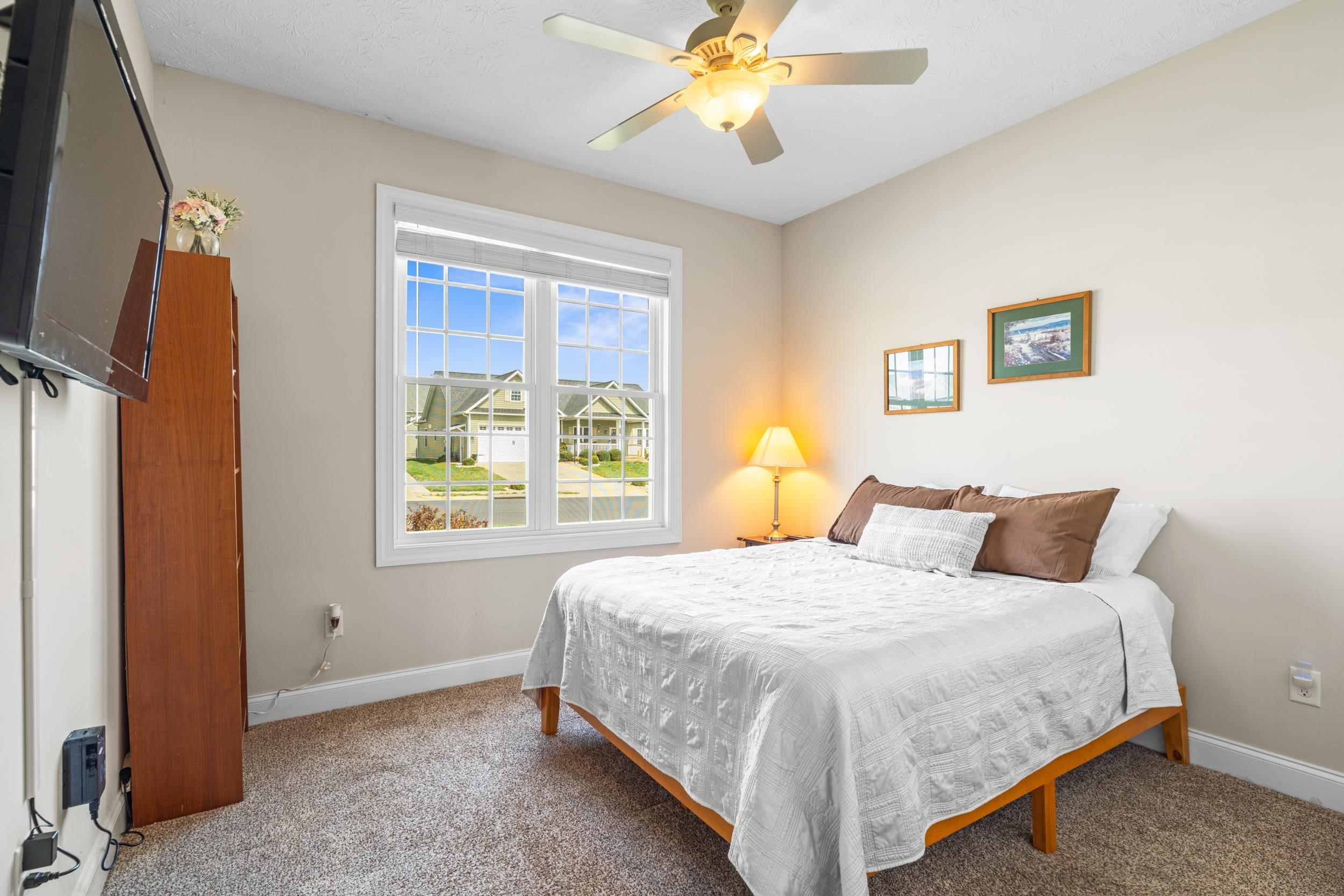 53 MARBLE DR, STUARTS DRAFT, Virginia 24477, 3 Bedrooms Bedrooms, ,2 BathroomsBathrooms,Residential,53 MARBLE DR,675003 MLS # 675003