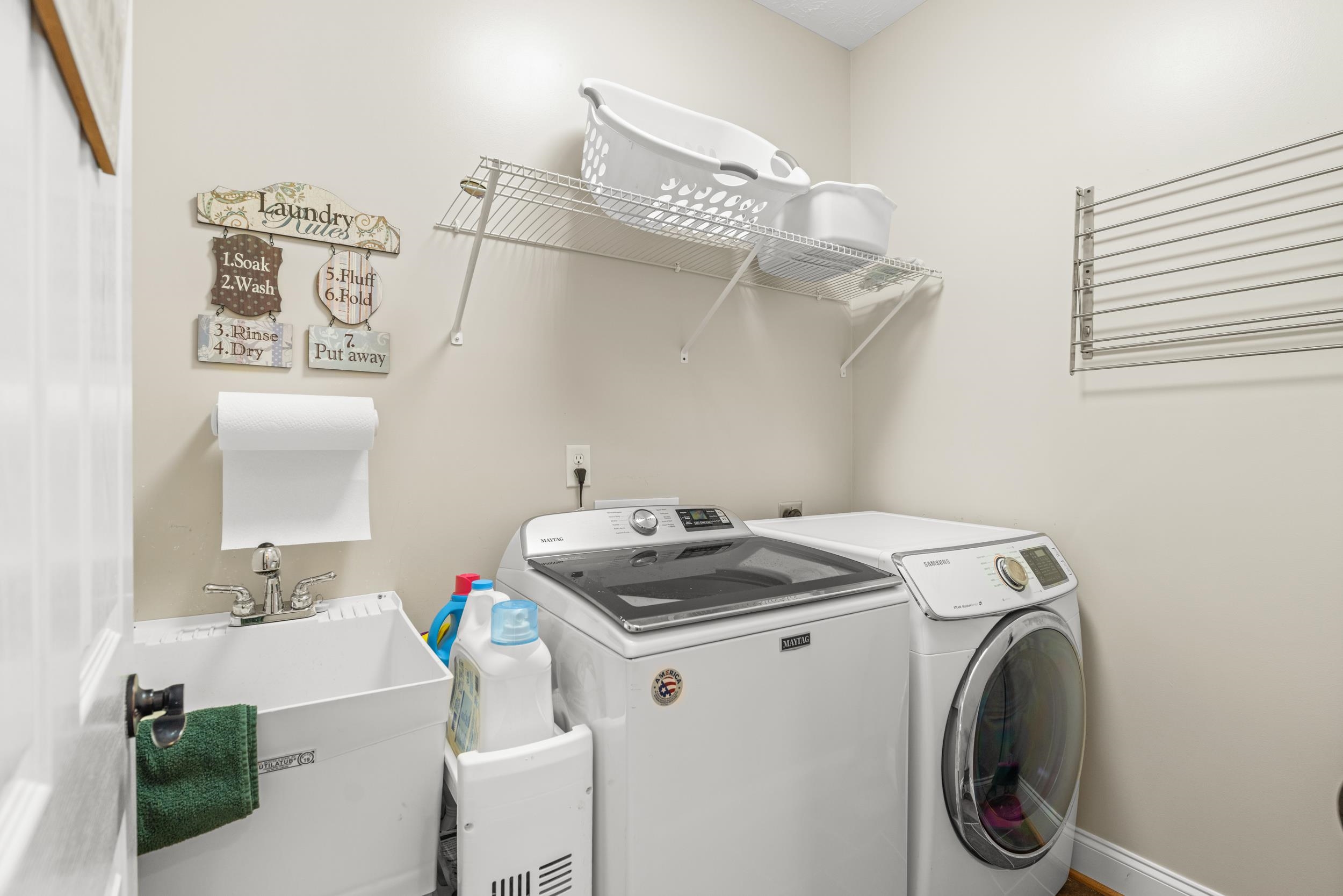 53 MARBLE DR, STUARTS DRAFT, Virginia 24477, 3 Bedrooms Bedrooms, ,2 BathroomsBathrooms,Residential,53 MARBLE DR,675003 MLS # 675003