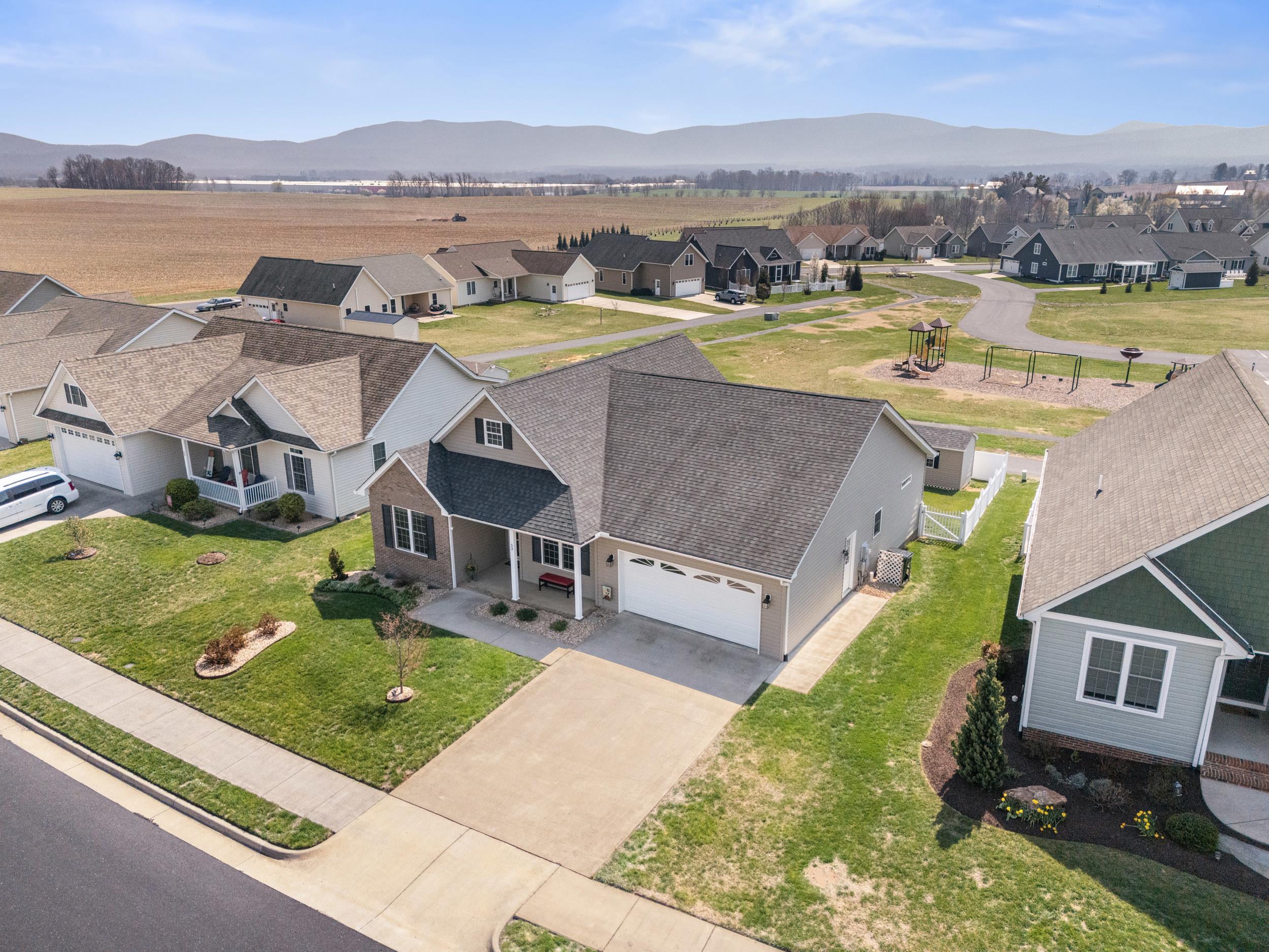 53 MARBLE DR, STUARTS DRAFT, Virginia 24477, 3 Bedrooms Bedrooms, ,2 BathroomsBathrooms,Residential,53 MARBLE DR,675003 MLS # 675003