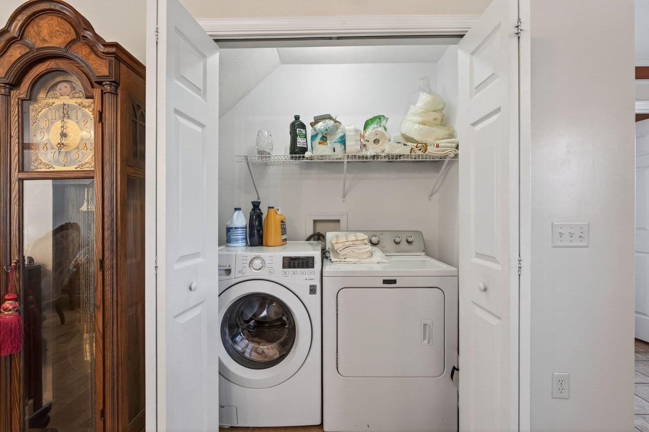 202 TARA DAWN CIR, BROADWAY, Virginia 22815, 3 Bedrooms Bedrooms, ,2 BathroomsBathrooms,Residential,202 TARA DAWN CIR,675006 MLS # 675006