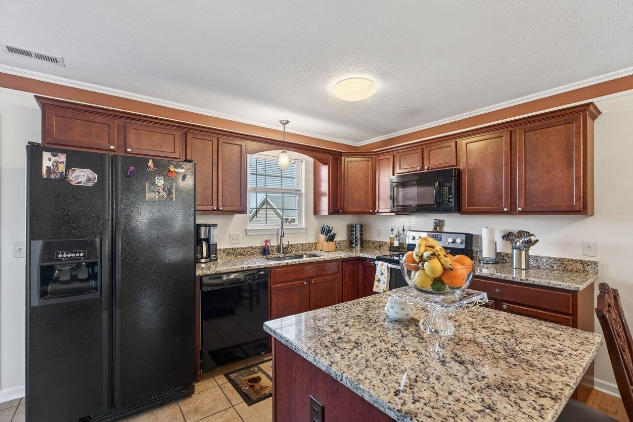 202 TARA DAWN CIR, BROADWAY, Virginia 22815, 3 Bedrooms Bedrooms, ,2 BathroomsBathrooms,Residential,202 TARA DAWN CIR,675006 MLS # 675006