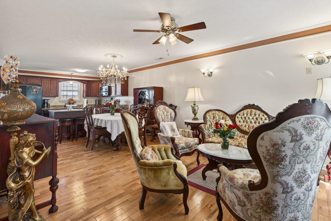 202 TARA DAWN CIR, BROADWAY, Virginia 22815, 3 Bedrooms Bedrooms, ,2 BathroomsBathrooms,Residential,202 TARA DAWN CIR,675006 MLS # 675006