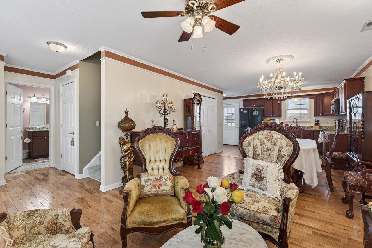 202 TARA DAWN CIR, BROADWAY, Virginia 22815, 3 Bedrooms Bedrooms, ,2 BathroomsBathrooms,Residential,202 TARA DAWN CIR,675006 MLS # 675006