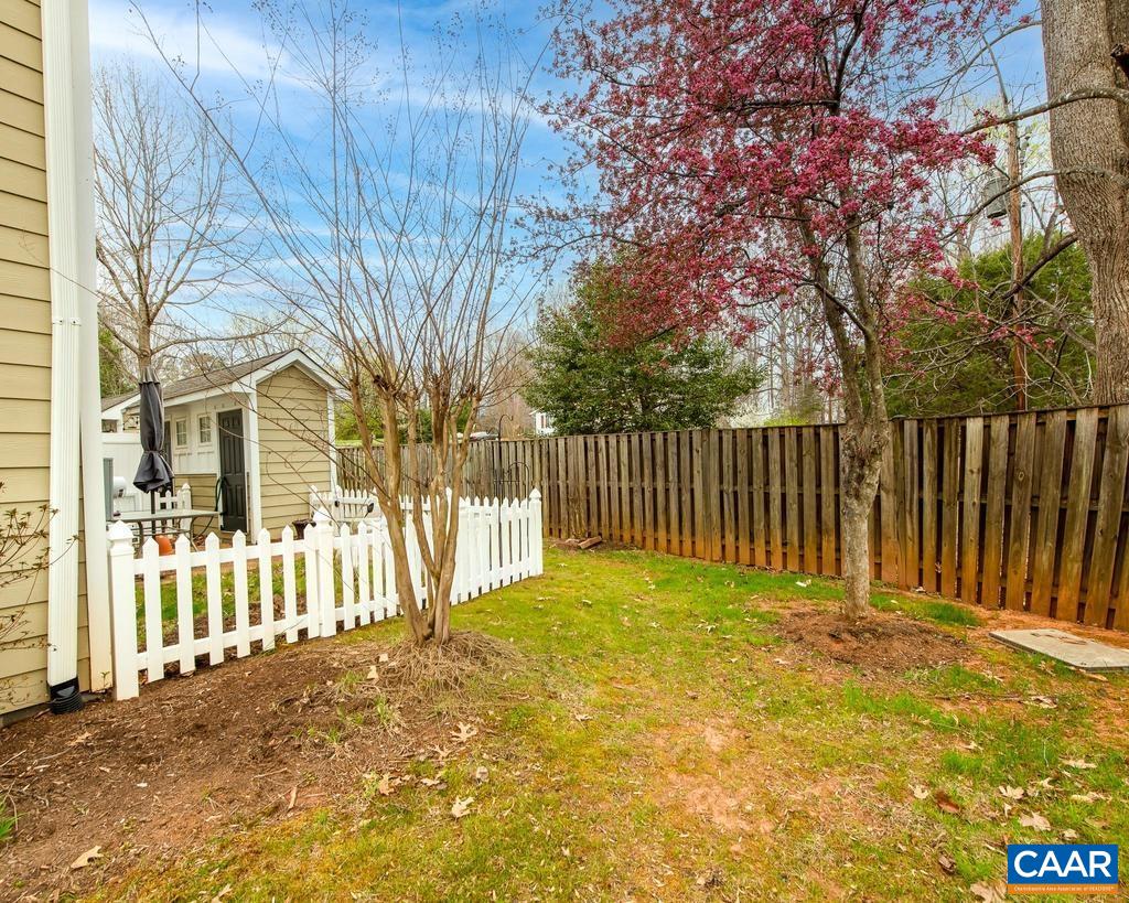 270 REMINGTON PL, CHARLOTTESVILLE, Virginia 22903, 3 Bedrooms Bedrooms, ,2 BathroomsBathrooms,Residential,270 Remington Place,270 REMINGTON PL,675008 MLS # 675008