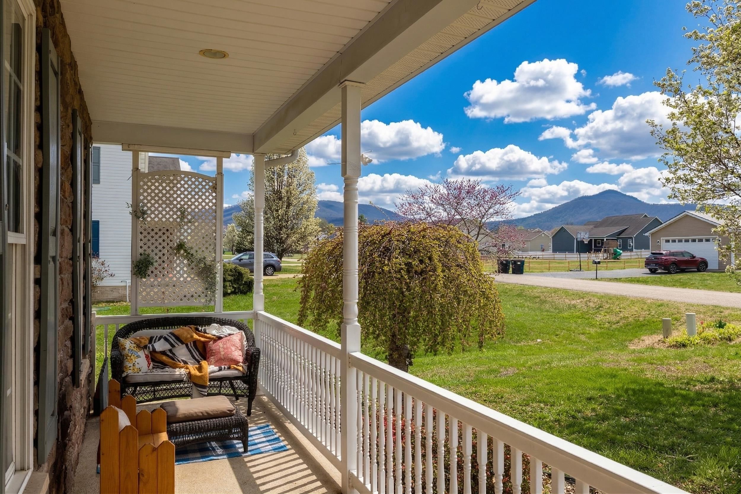 154 W WANDA ST, STANLEY, Virginia 22851, 4 Bedrooms Bedrooms, ,3 BathroomsBathrooms,Residential,154 W WANDA ST,675009 MLS # 675009