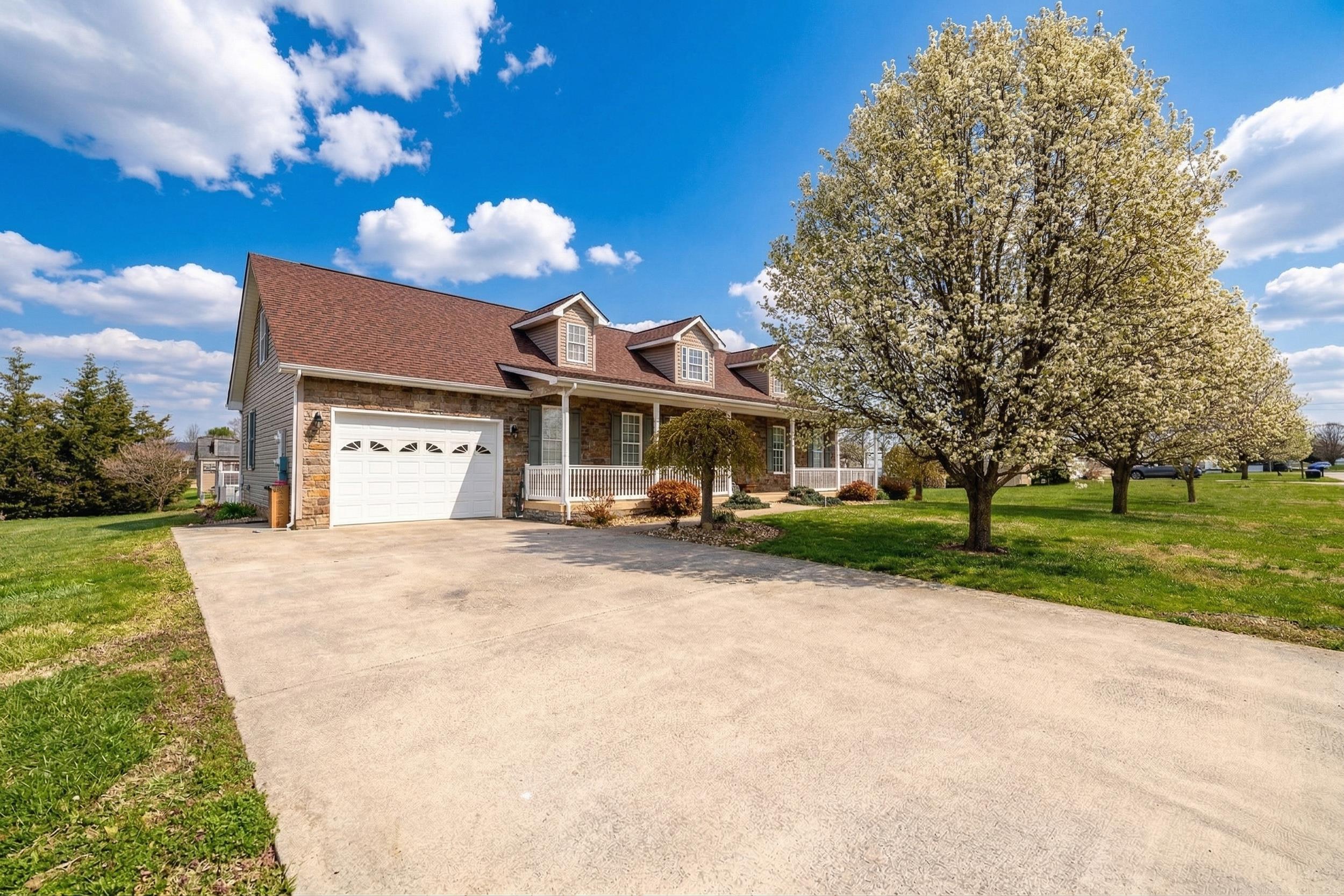 154 W WANDA ST, STANLEY, Virginia 22851, 4 Bedrooms Bedrooms, ,3 BathroomsBathrooms,Residential,154 W WANDA ST,675009 MLS # 675009