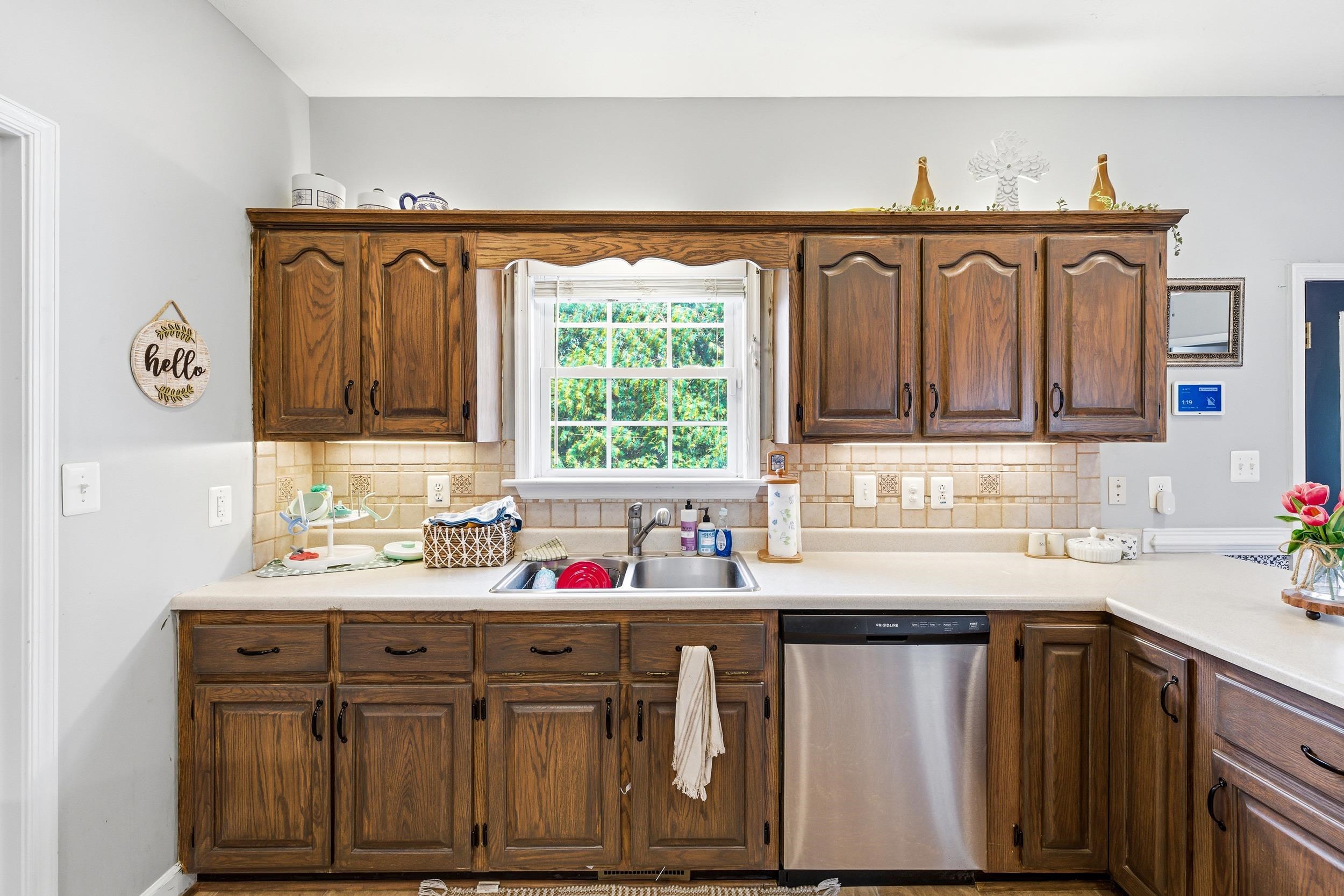 154 W WANDA ST, STANLEY, Virginia 22851, 4 Bedrooms Bedrooms, ,3 BathroomsBathrooms,Residential,154 W WANDA ST,675009 MLS # 675009