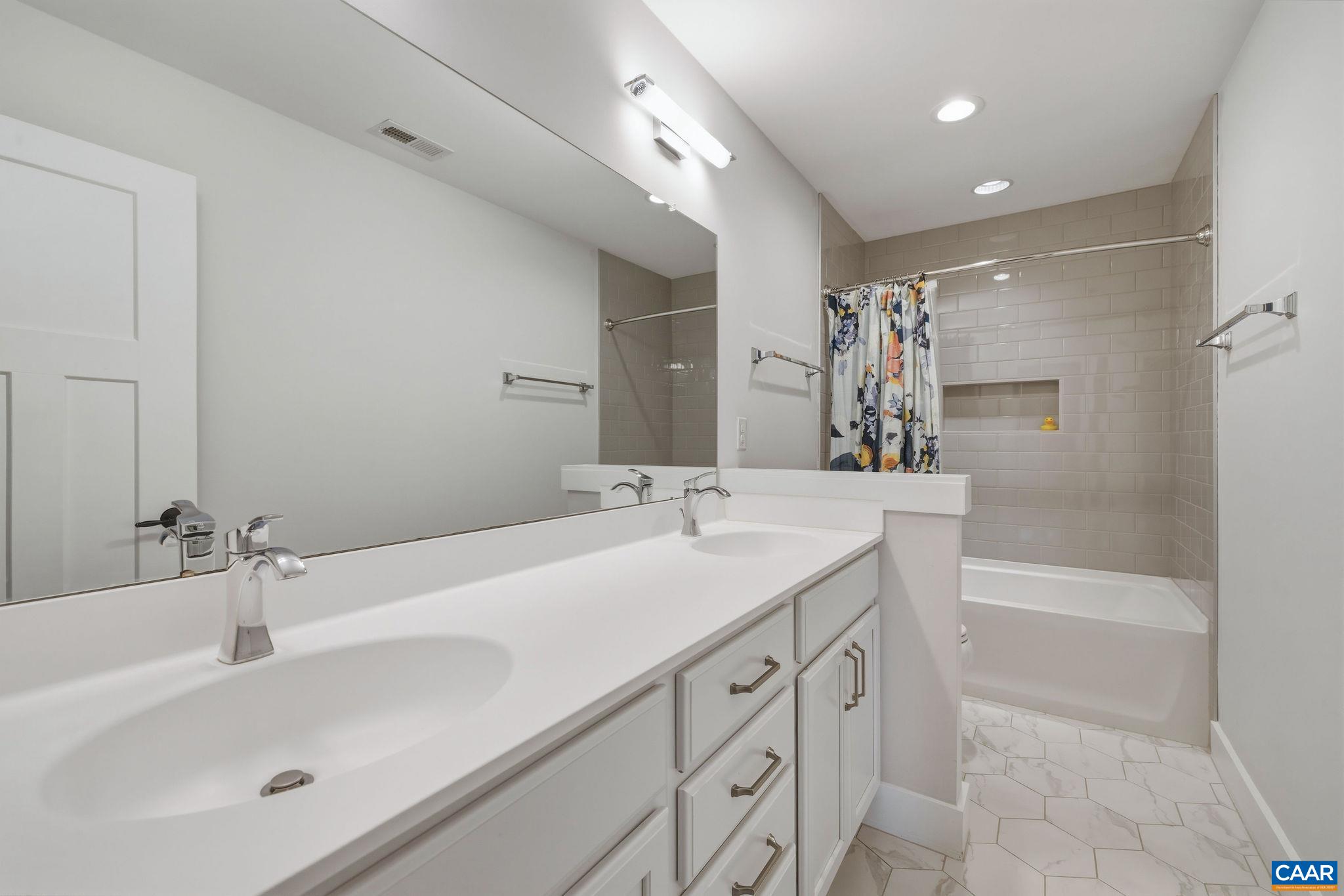 412 NICHOLSON ST, CHARLOTTESVILLE, Virginia 22902, 4 Bedrooms Bedrooms, ,3 BathroomsBathrooms,Residential,412 NICHOLSON ST,675014 MLS # 675014