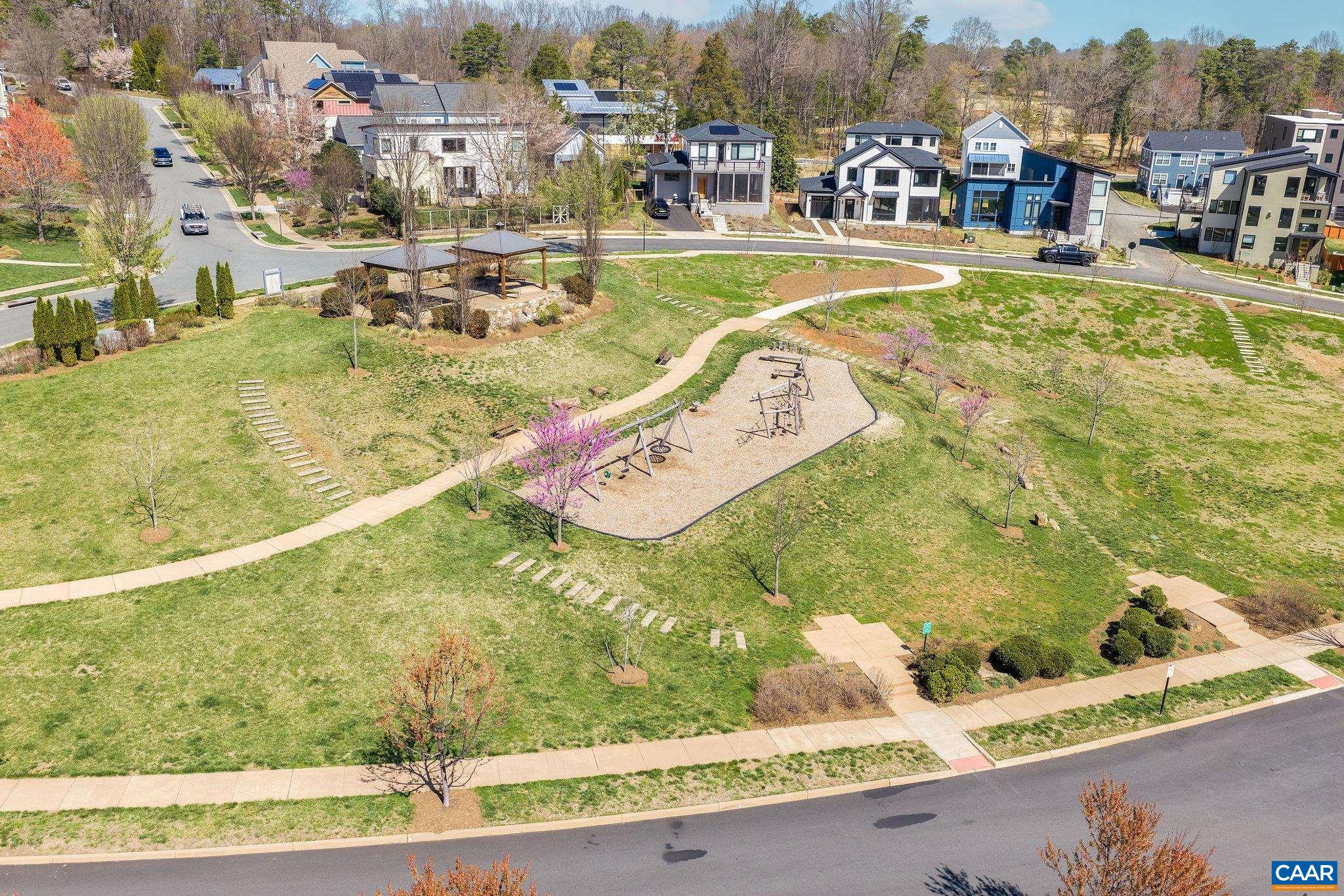 412 NICHOLSON ST, CHARLOTTESVILLE, Virginia 22902, 4 Bedrooms Bedrooms, ,3 BathroomsBathrooms,Residential,412 NICHOLSON ST,675014 MLS # 675014