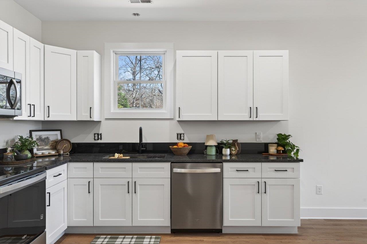 487 POCAHONTAS AVE, SHENANDOAH, Virginia 22849, 3 Bedrooms Bedrooms, ,2 BathroomsBathrooms,Residential,487 POCAHONTAS AVE,675015 MLS # 675015