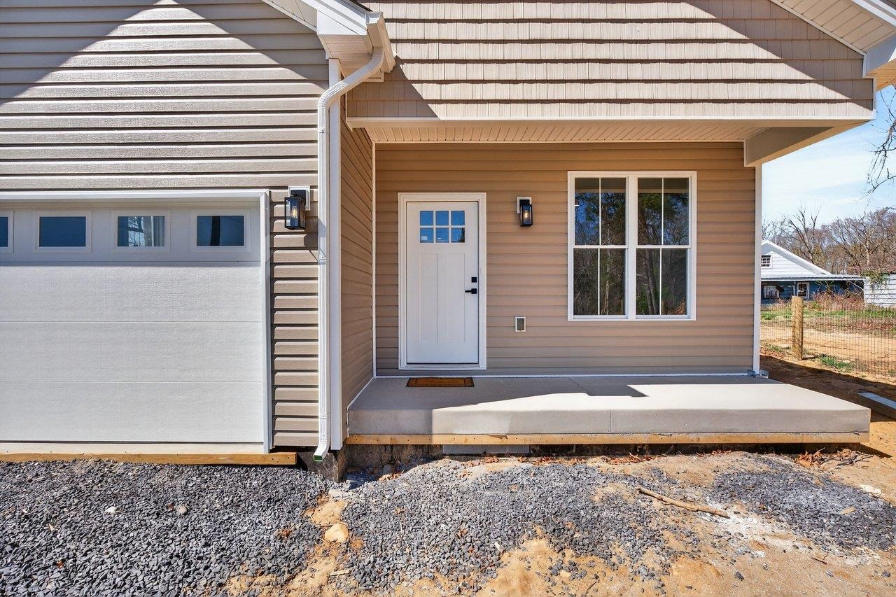 487 POCAHONTAS AVE, SHENANDOAH, Virginia 22849, 3 Bedrooms Bedrooms, ,2 BathroomsBathrooms,Residential,487 POCAHONTAS AVE,675015 MLS # 675015