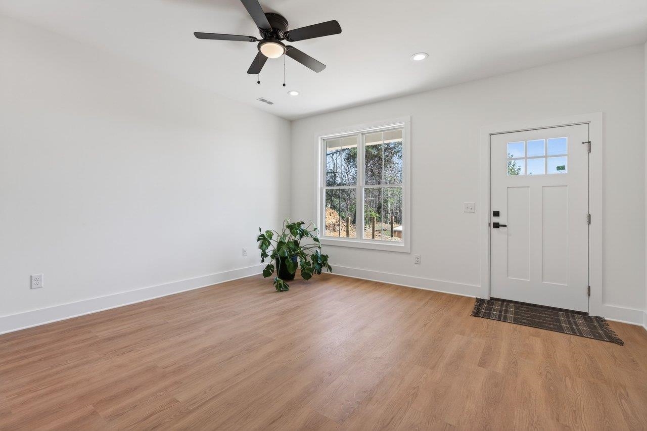 487 POCAHONTAS AVE, SHENANDOAH, Virginia 22849, 3 Bedrooms Bedrooms, ,2 BathroomsBathrooms,Residential,487 POCAHONTAS AVE,675015 MLS # 675015