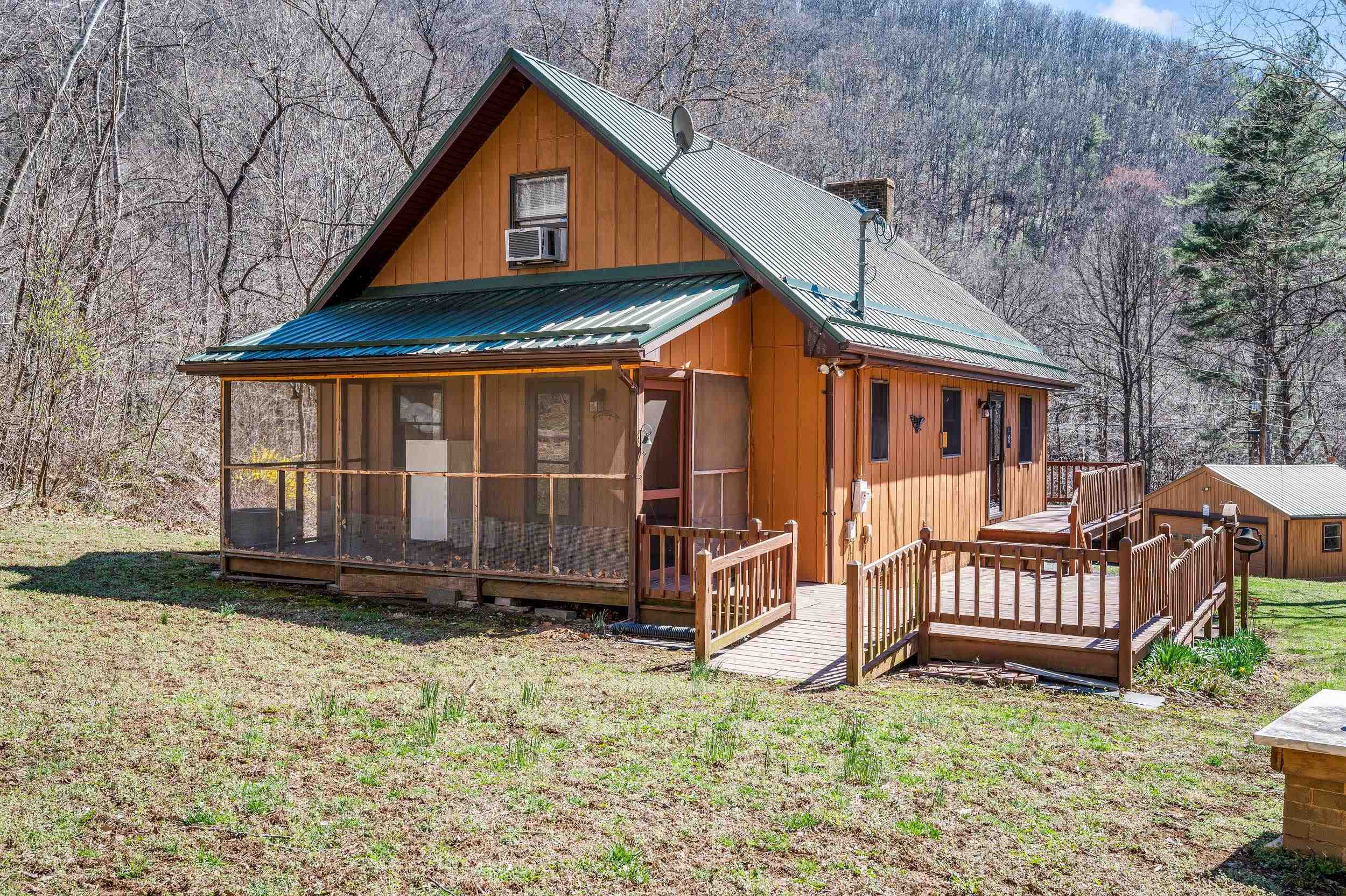 1095 CAMPBELLS MOUNTAIN RD, TYRO, Virginia 22976, 2 Bedrooms Bedrooms, ,1 BathroomBathrooms,Residential,Rare 14.49-Acre Wilderness Sanctuary,1095 CAMPBELLS MOUNTAIN RD,675016 MLS # 675016 1095 CAMPBELLS MOUNTAIN RD, TYRO, Virginia 22976, 2 Bedrooms Bedrooms, ,1 BathroomBathrooms,Residential,Rare 14.49-Acre Wilderness Sanctuary,1095 CAMPBELLS MOUNTAIN RD,675016 MLS # 675016