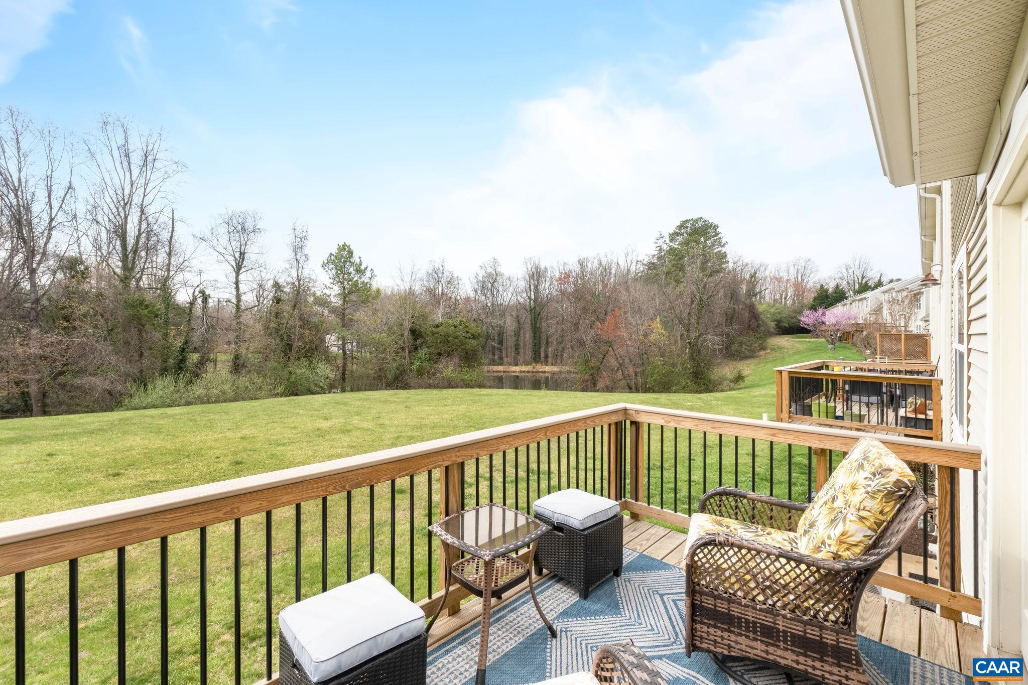 1033 SOMER CHASE CT, CHARLOTTESVILLE, Virginia 22911, 2 Bedrooms Bedrooms, ,3 BathroomsBathrooms,Residential,1033 SOMER CHASE CT,675017 MLS # 675017