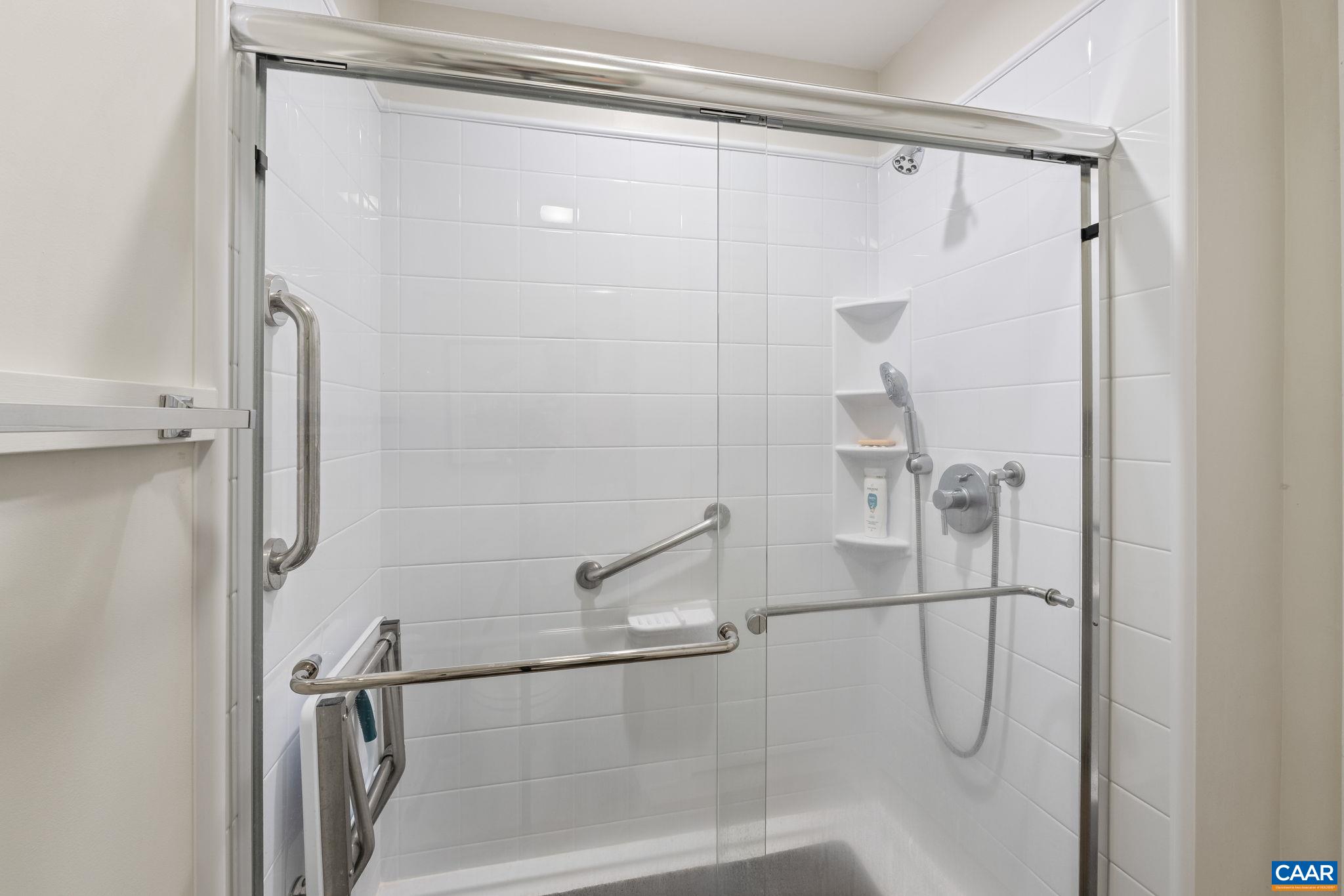 1033 SOMER CHASE CT, CHARLOTTESVILLE, Virginia 22911, 2 Bedrooms Bedrooms, ,3 BathroomsBathrooms,Residential,1033 SOMER CHASE CT,675017 MLS # 675017