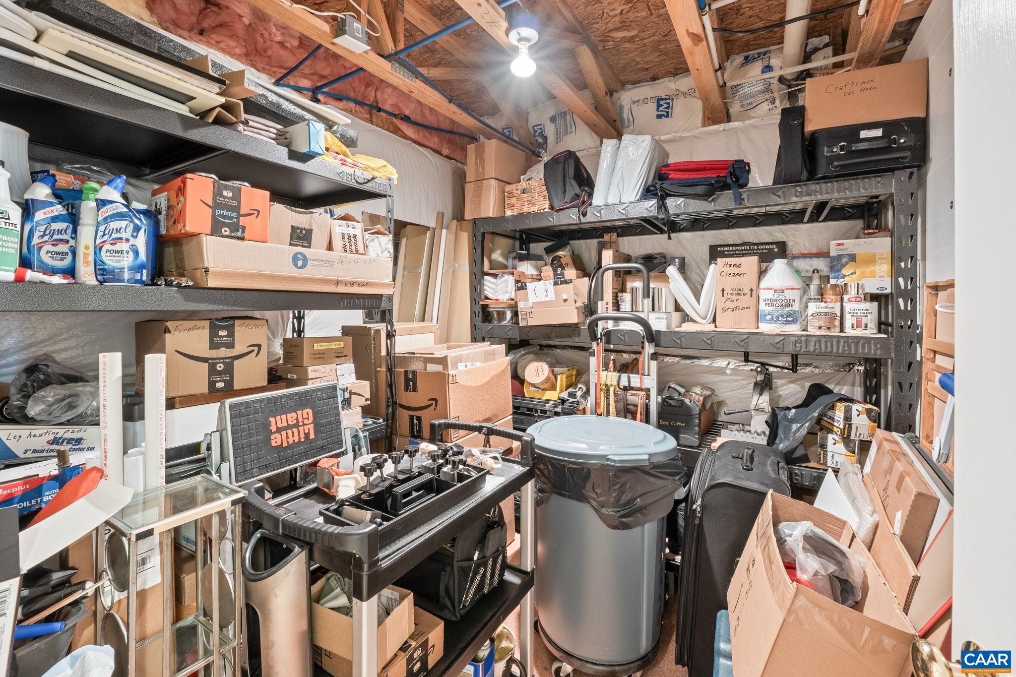 1033 SOMER CHASE CT, CHARLOTTESVILLE, Virginia 22911, 2 Bedrooms Bedrooms, ,3 BathroomsBathrooms,Residential,1033 SOMER CHASE CT,675017 MLS # 675017