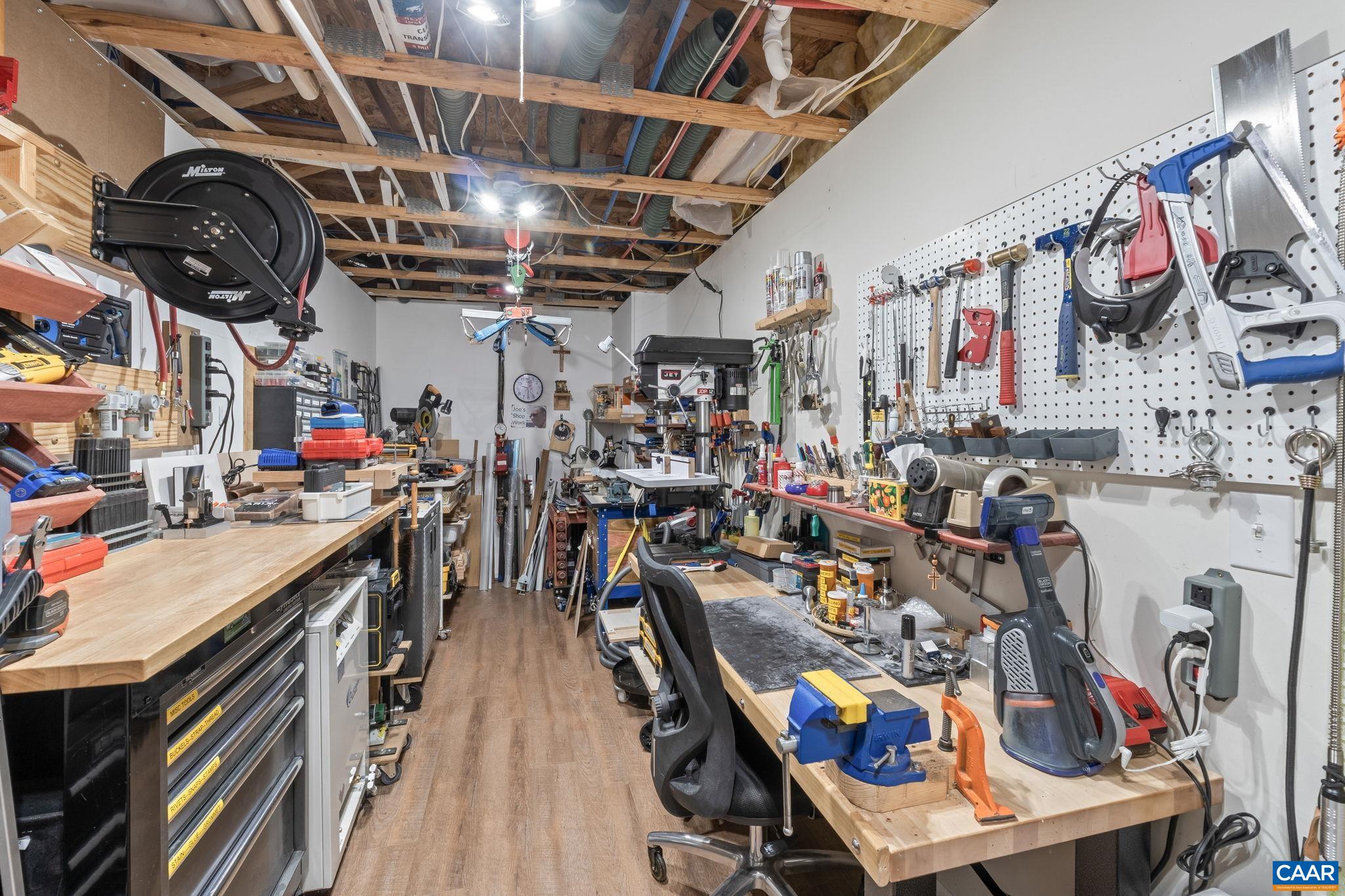 1033 SOMER CHASE CT, CHARLOTTESVILLE, Virginia 22911, 2 Bedrooms Bedrooms, ,3 BathroomsBathrooms,Residential,1033 SOMER CHASE CT,675017 MLS # 675017