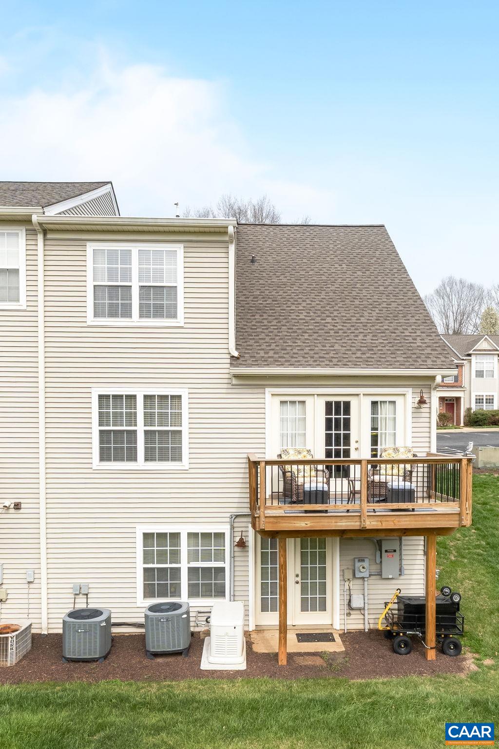 1033 SOMER CHASE CT, CHARLOTTESVILLE, Virginia 22911, 2 Bedrooms Bedrooms, ,3 BathroomsBathrooms,Residential,1033 SOMER CHASE CT,675017 MLS # 675017