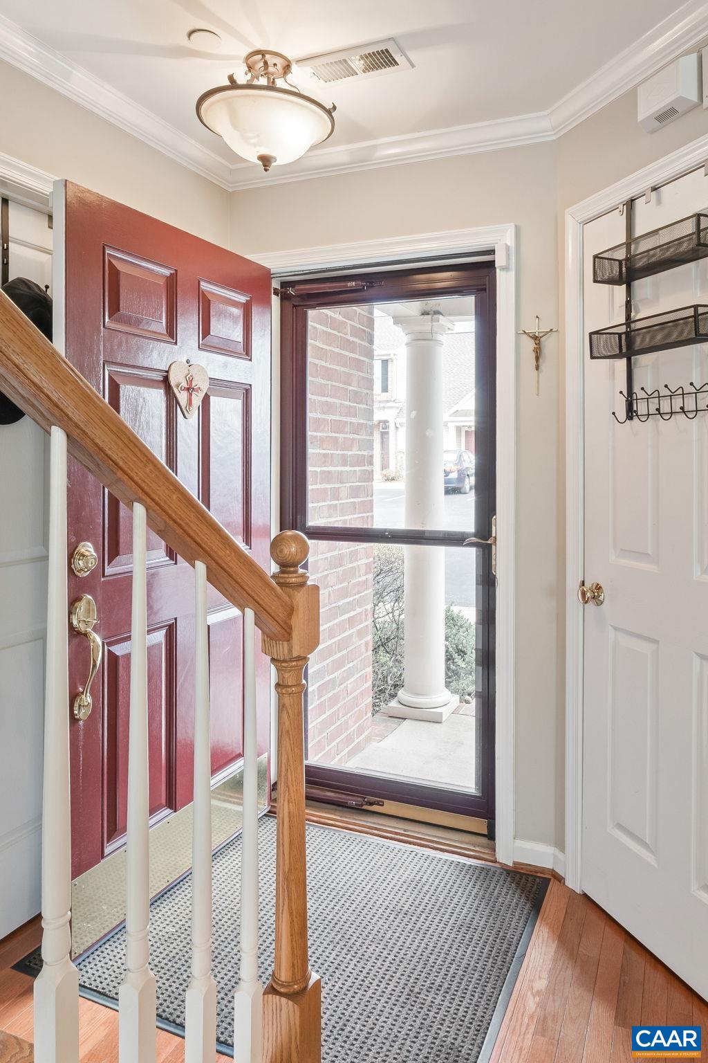 1033 SOMER CHASE CT, CHARLOTTESVILLE, Virginia 22911, 2 Bedrooms Bedrooms, ,3 BathroomsBathrooms,Residential,1033 SOMER CHASE CT,675017 MLS # 675017