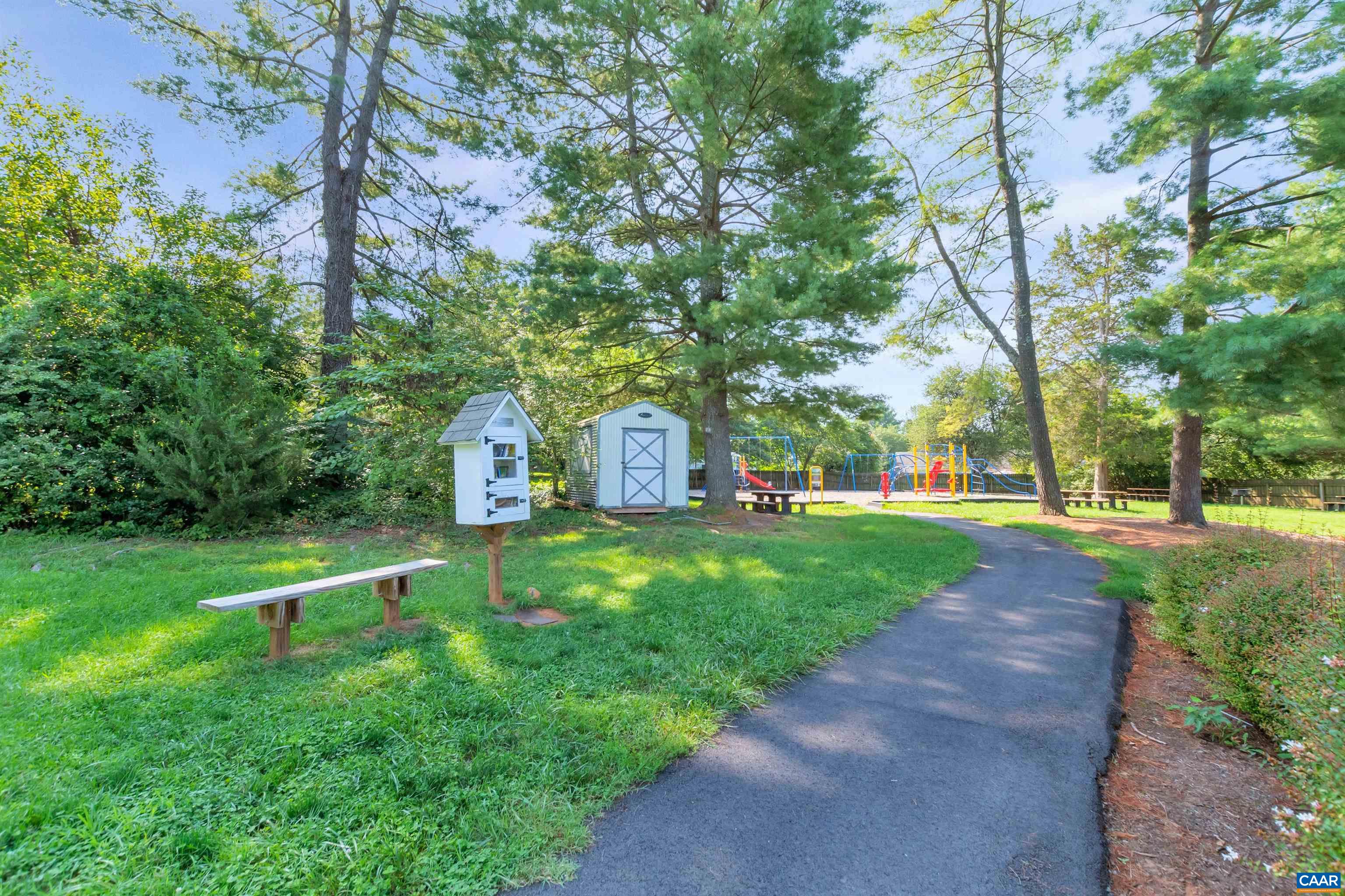 1033 SOMER CHASE CT, CHARLOTTESVILLE, Virginia 22911, 2 Bedrooms Bedrooms, ,3 BathroomsBathrooms,Residential,1033 SOMER CHASE CT,675017 MLS # 675017