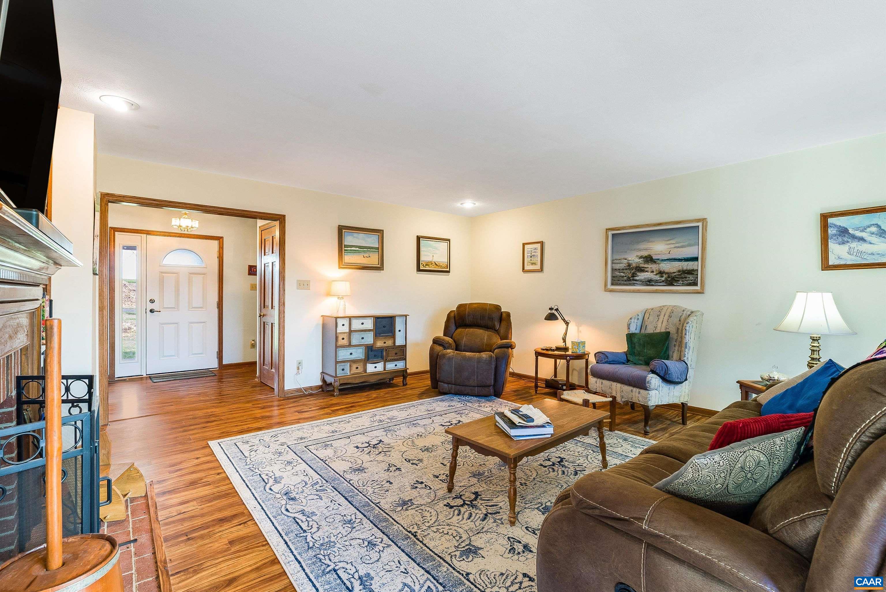 1189 WHITMORE SHOP RD, ROCKINGHAM, Virginia 22802, 3 Bedrooms Bedrooms, ,1 BathroomBathrooms,Residential,1189 WHITMORE SHOP RD,675018 MLS # 675018 1189 WHITMORE SHOP RD, ROCKINGHAM, Virginia 22802, 3 Bedrooms Bedrooms, ,1 BathroomBathrooms,Residential,1189 WHITMORE SHOP RD,675018 MLS # 675018