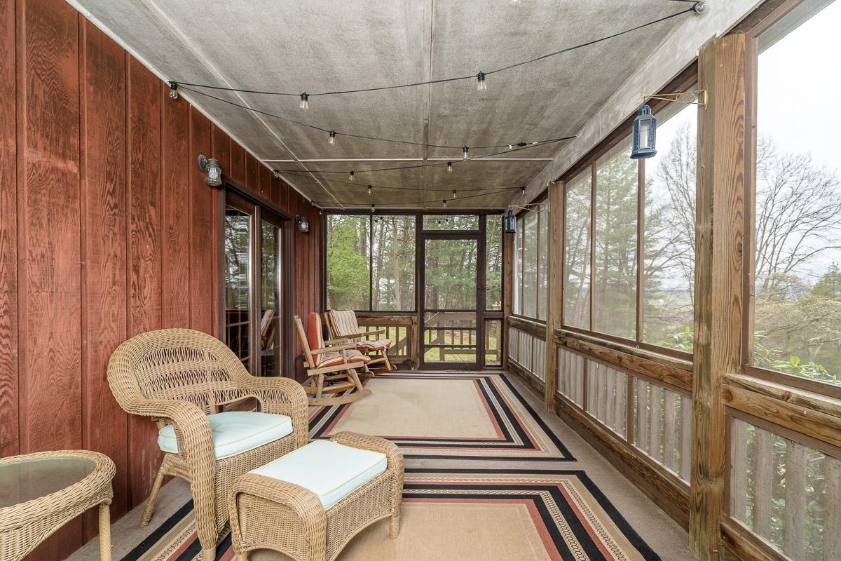 188 NEW MARKET RESERVOIR RD, NEW MARKET, Virginia 22844, 3 Bedrooms Bedrooms, ,2 BathroomsBathrooms,Residential,188 NEW MARKET RESERVOIR RD,675020 MLS # 675020