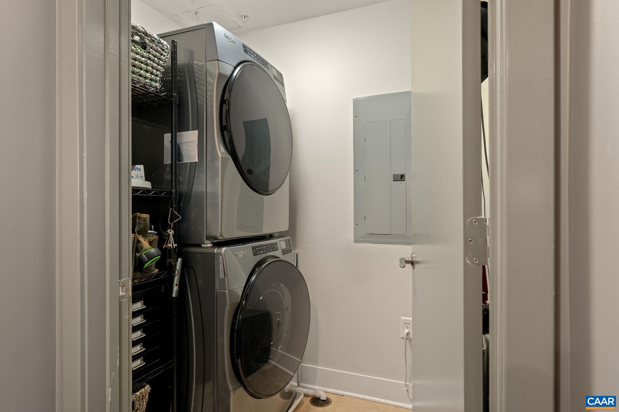 200 GARRETT ST, CHARLOTTESVILLE, Virginia 22902, 1 Bedroom Bedrooms, ,1 BathroomBathrooms,Residential,200 GARRETT ST,675021 MLS # 675021