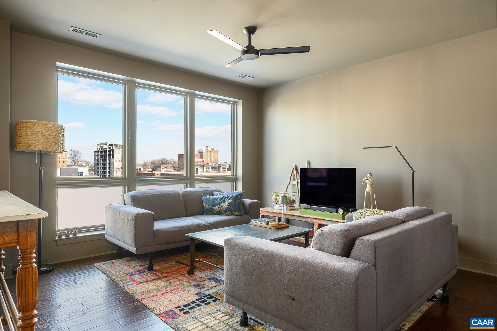 200 GARRETT ST, CHARLOTTESVILLE, Virginia 22902, 1 Bedroom Bedrooms, ,1 BathroomBathrooms,Residential,200 GARRETT ST,675021 MLS # 675021