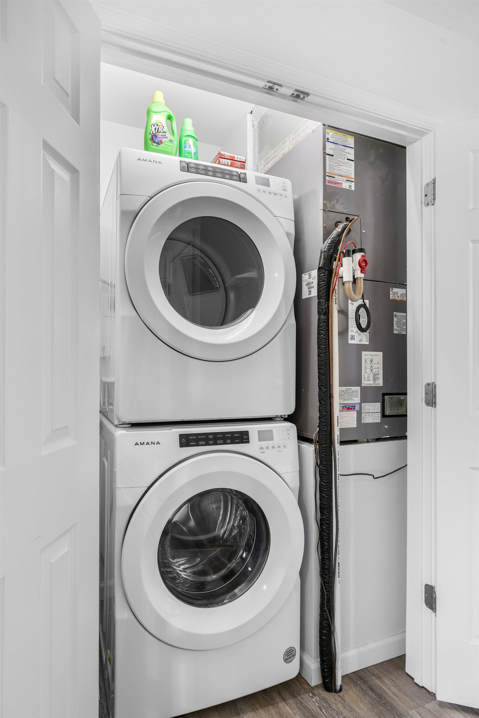 37 & 39 WHISTLE LN, SHENANDOAH, Virginia 22849, 5 Bedrooms Bedrooms, ,4 BathroomsBathrooms,Residential,37 & 39 WHISTLE LN,675022 MLS # 675022