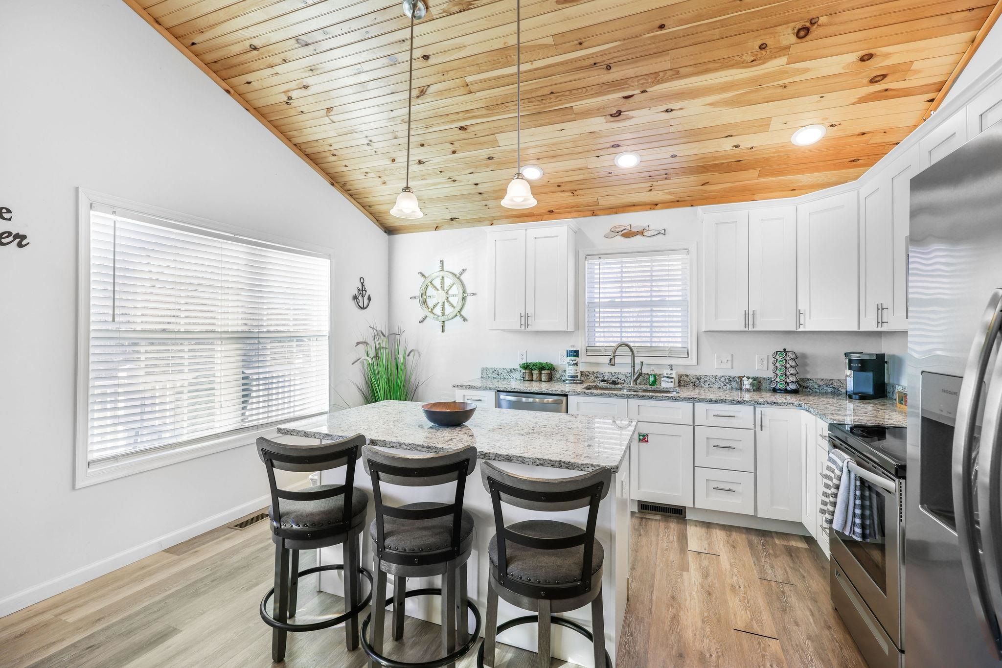 37 & 39 WHISTLE LN, SHENANDOAH, Virginia 22849, 5 Bedrooms Bedrooms, ,4 BathroomsBathrooms,Residential,37 & 39 WHISTLE LN,675022 MLS # 675022