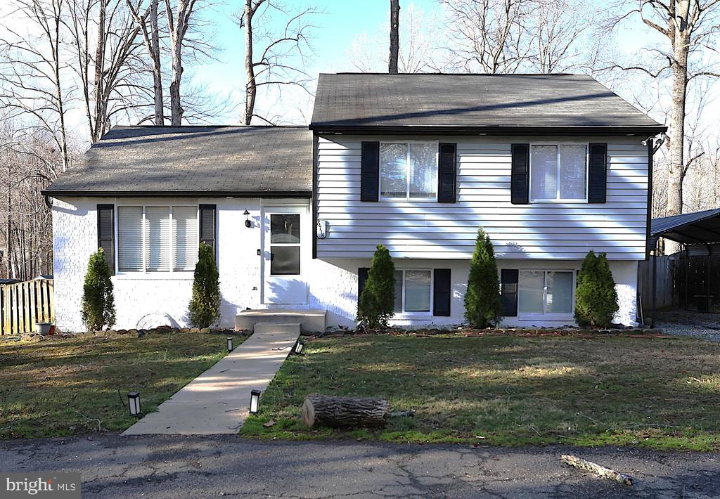 6714 PLANTATION FOREST DR, SPOTSYLVANIA, Virginia 22553, 3 Bedrooms Bedrooms, ,2 BathroomsBathrooms,Residential,6714 PLANTATION FOREST DR,VASP2040088 MLS # VASP2040088