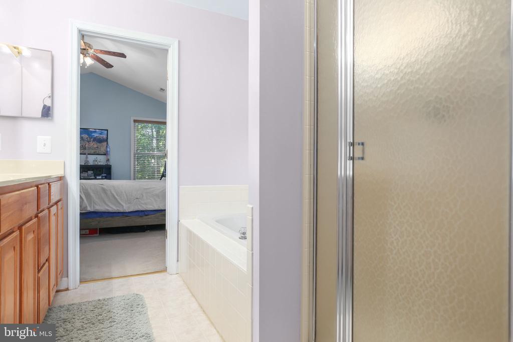 11710 GERANIUM ST, FREDERICKSBURG, Virginia 22407, 5 Bedrooms Bedrooms, ,2 BathroomsBathrooms,Residential,11710 GERANIUM ST,VASP2040032 MLS # VASP2040032