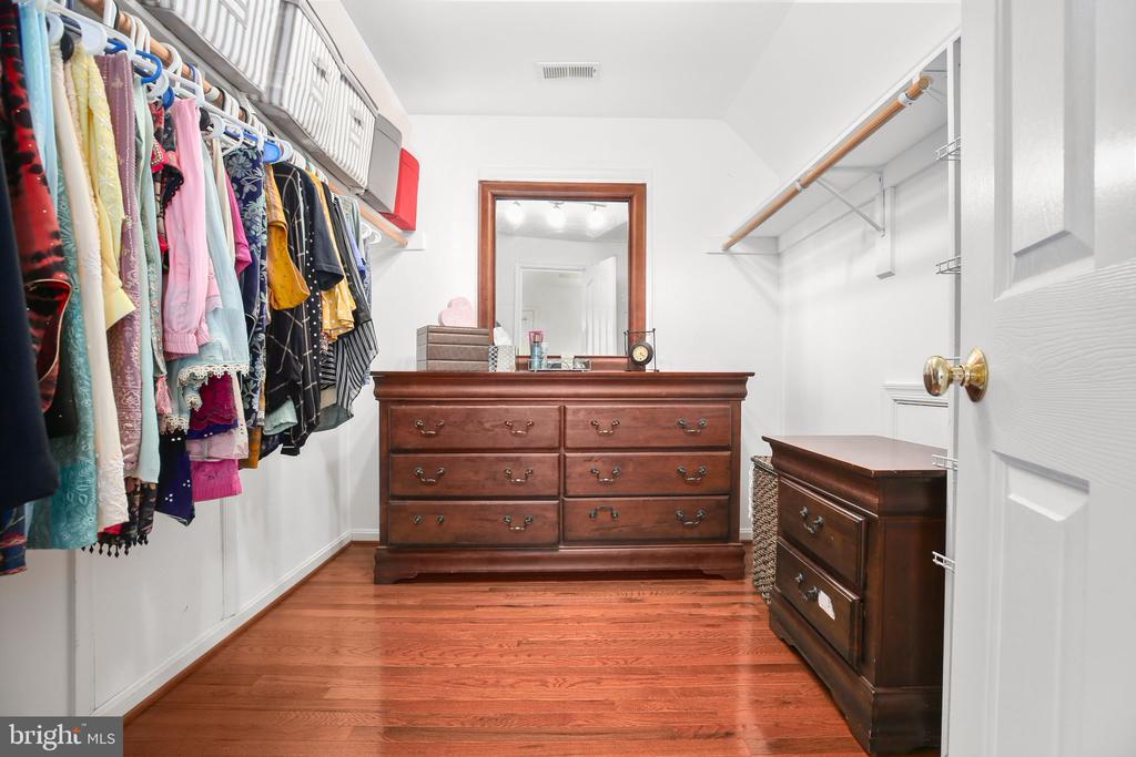 10804 TIDES CT, FREDERICKSBURG, Virginia 22408, 4 Bedrooms Bedrooms, ,3 BathroomsBathrooms,Residential,10804 TIDES CT,VASP2040262 MLS # VASP2040262