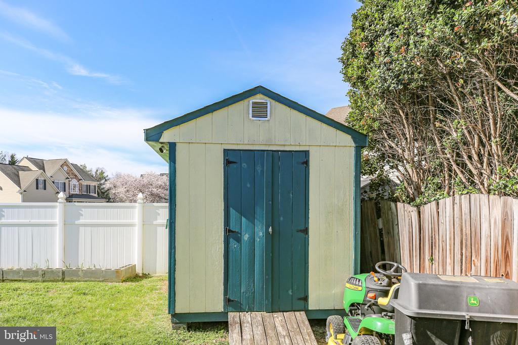 10804 TIDES CT, FREDERICKSBURG, Virginia 22408, 4 Bedrooms Bedrooms, ,3 BathroomsBathrooms,Residential,10804 TIDES CT,VASP2040262 MLS # VASP2040262