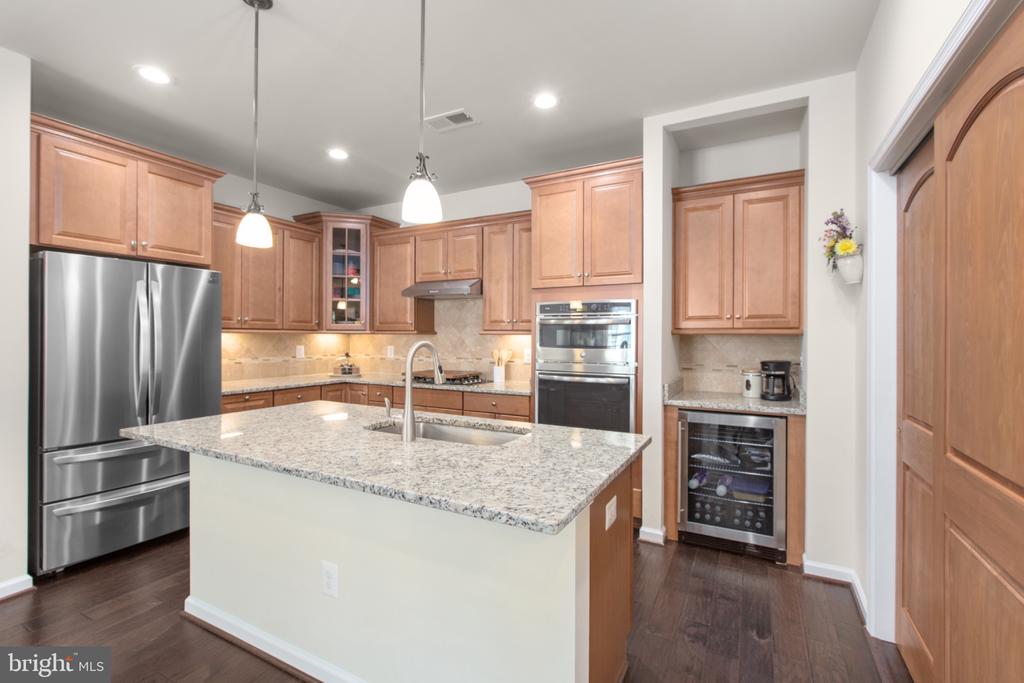 6010 DREWYS BLUFF DR, FREDERICKSBURG, Virginia 22407, 3 Bedrooms Bedrooms, ,2 BathroomsBathrooms,Residential,6010 DREWYS BLUFF DR,VASP2039878 MLS # VASP2039878