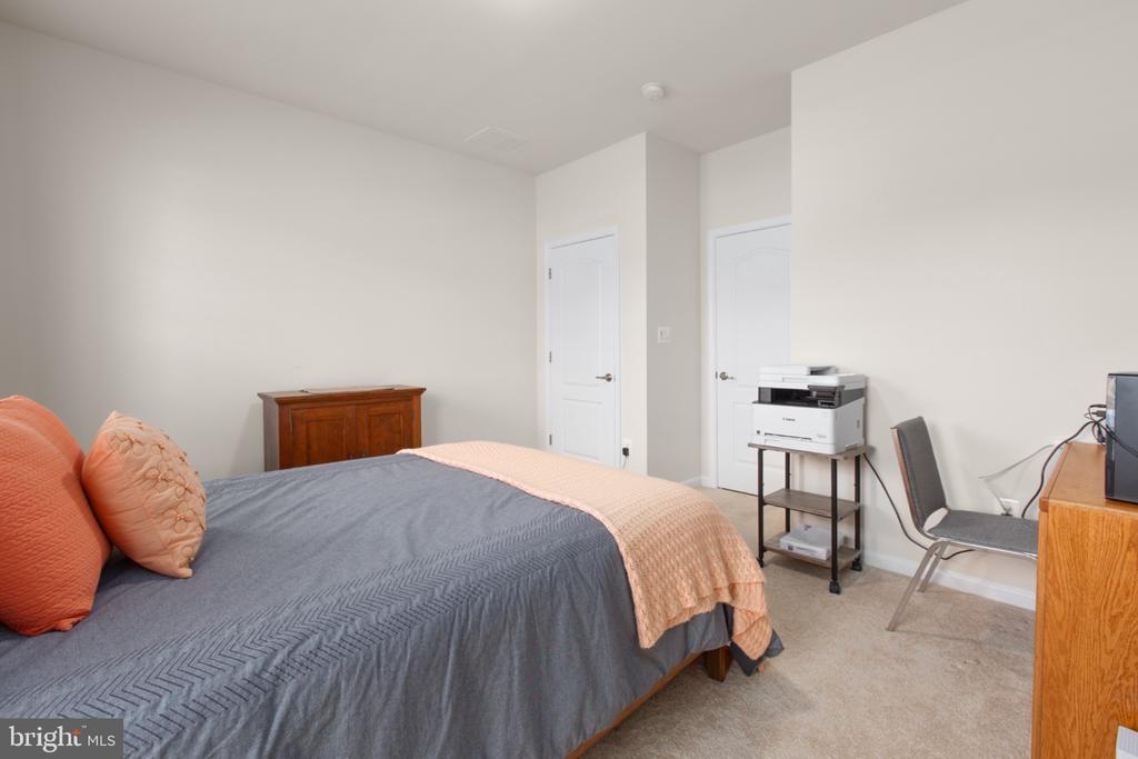 6010 DREWYS BLUFF DR, FREDERICKSBURG, Virginia 22407, 3 Bedrooms Bedrooms, ,2 BathroomsBathrooms,Residential,6010 DREWYS BLUFF DR,VASP2039878 MLS # VASP2039878