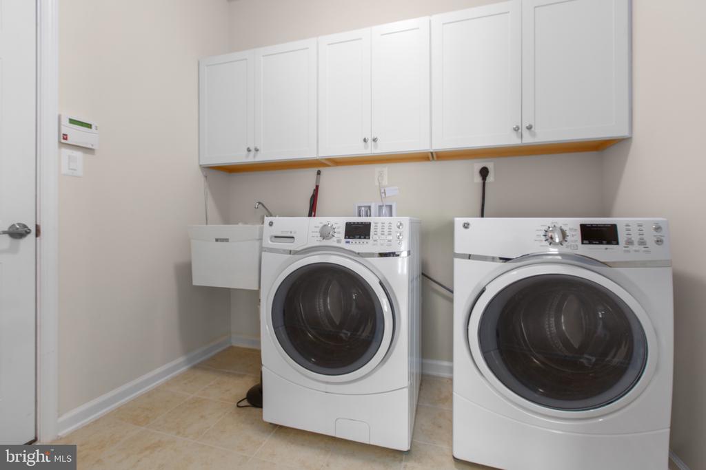 6010 DREWYS BLUFF DR, FREDERICKSBURG, Virginia 22407, 3 Bedrooms Bedrooms, ,2 BathroomsBathrooms,Residential,6010 DREWYS BLUFF DR,VASP2039878 MLS # VASP2039878