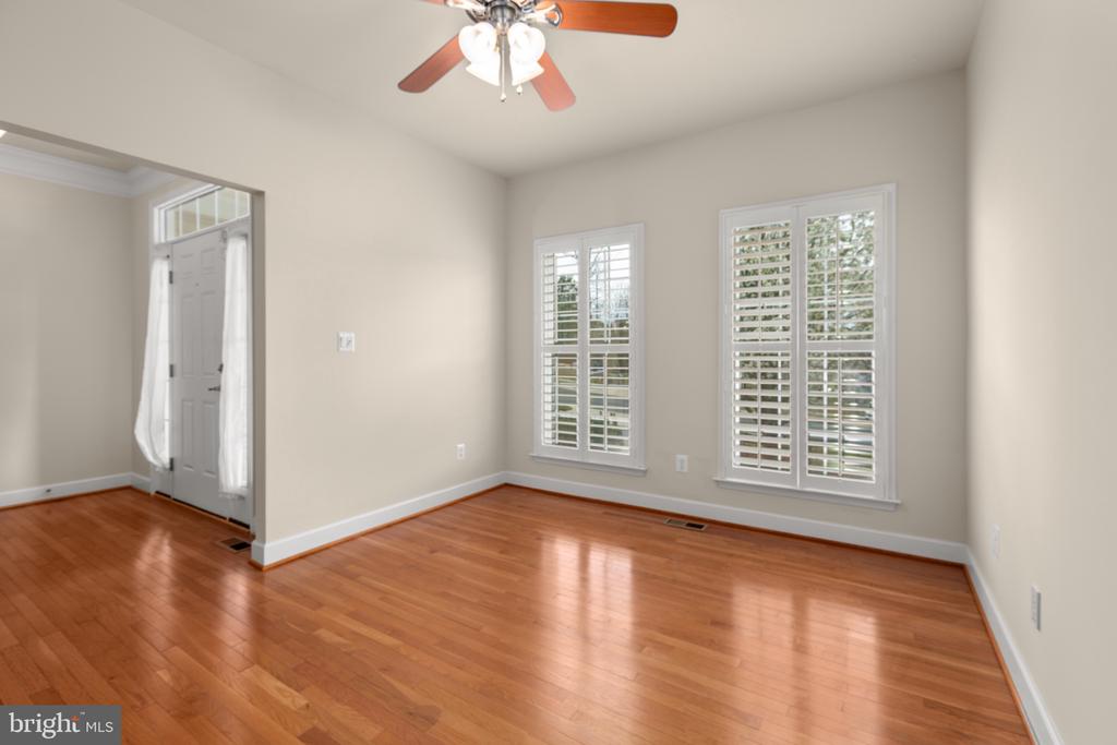 5606 CEDAR MOUNTAIN CT, FREDERICKSBURG, Virginia 22407, 2 Bedrooms Bedrooms, ,3 BathroomsBathrooms,Residential,5606 CEDAR MOUNTAIN CT,VASP2040148 MLS # VASP2040148