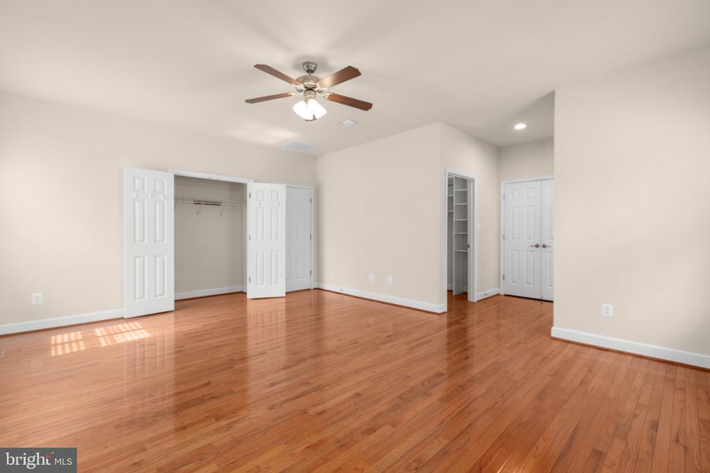 5606 CEDAR MOUNTAIN CT, FREDERICKSBURG, Virginia 22407, 2 Bedrooms Bedrooms, ,3 BathroomsBathrooms,Residential,5606 CEDAR MOUNTAIN CT,VASP2040148 MLS # VASP2040148