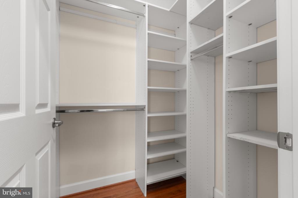 5606 CEDAR MOUNTAIN CT, FREDERICKSBURG, Virginia 22407, 2 Bedrooms Bedrooms, ,3 BathroomsBathrooms,Residential,5606 CEDAR MOUNTAIN CT,VASP2040148 MLS # VASP2040148