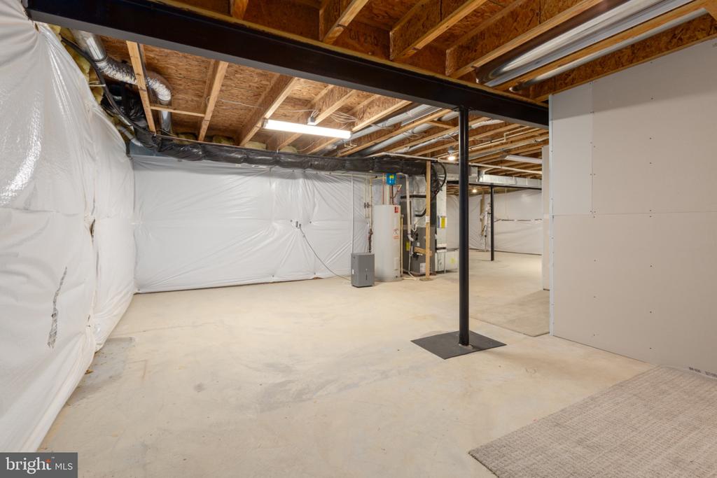 5606 CEDAR MOUNTAIN CT, FREDERICKSBURG, Virginia 22407, 2 Bedrooms Bedrooms, ,3 BathroomsBathrooms,Residential,5606 CEDAR MOUNTAIN CT,VASP2040148 MLS # VASP2040148