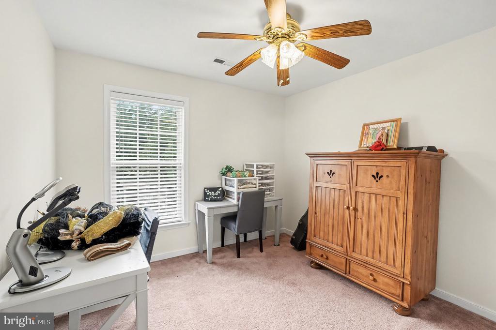 11702 INVERARRY DR, FREDERICKSBURG, Virginia 22407, 4 Bedrooms Bedrooms, ,3 BathroomsBathrooms,Residential,11702 INVERARRY DR,VASP2040030 MLS # VASP2040030