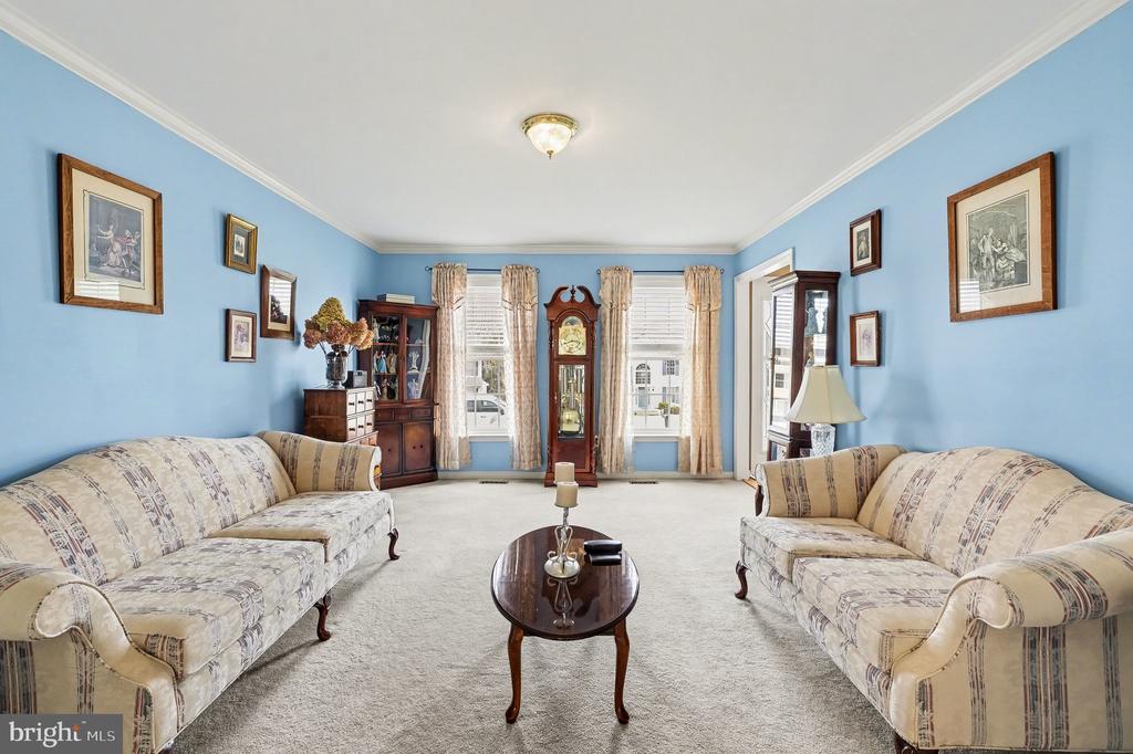 11702 INVERARRY DR, FREDERICKSBURG, Virginia 22407, 4 Bedrooms Bedrooms, ,3 BathroomsBathrooms,Residential,11702 INVERARRY DR,VASP2040030 MLS # VASP2040030