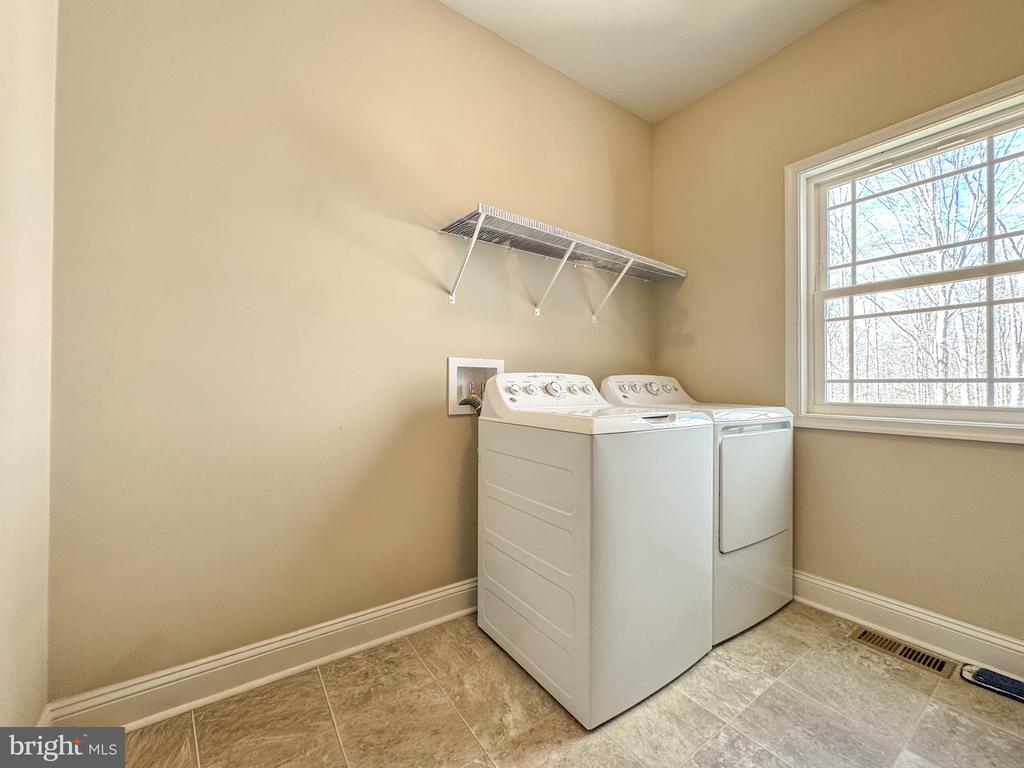 9125 RAPIDAN DR, FREDERICKSBURG, Virginia 22407, 5 Bedrooms Bedrooms, ,3 BathroomsBathrooms,Residential,9125 RAPIDAN DR,VASP2040332 MLS # VASP2040332 9125 RAPIDAN DR, FREDERICKSBURG, Virginia 22407, 5 Bedrooms Bedrooms, ,3 BathroomsBathrooms,Residential,9125 RAPIDAN DR,VASP2040332 MLS # VASP2040332