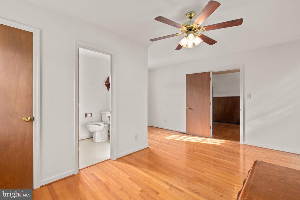 12425 FIVE MILE RD, FREDERICKSBURG, Virginia 22407, 3 Bedrooms Bedrooms, ,2 BathroomsBathrooms,Residential,12425 FIVE MILE RD,VASP2040304 MLS # VASP2040304