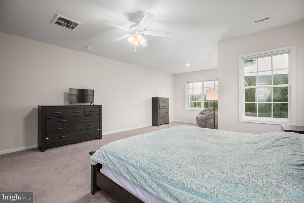 11505 OSPREY TRL, SPOTSYLVANIA, Virginia 22551, 4 Bedrooms Bedrooms, ,3 BathroomsBathrooms,Residential,11505 OSPREY TRL,VASP2040258 MLS # VASP2040258