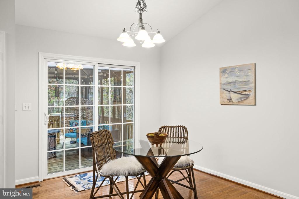 102 FAIRFAX LN, LOCUST GROVE, Virginia 22508, 5 Bedrooms Bedrooms, ,3 BathroomsBathrooms,Residential,LOWA,102 FAIRFAX LN,VAOR2013682 MLS # VAOR2013682