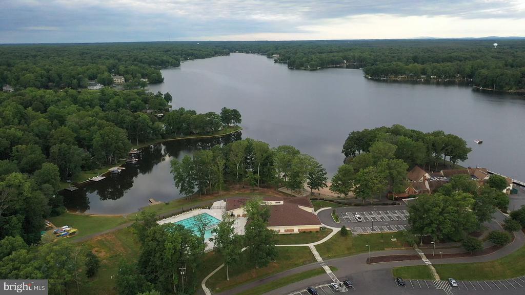 102 FAIRFAX LN, LOCUST GROVE, Virginia 22508, 5 Bedrooms Bedrooms, ,3 BathroomsBathrooms,Residential,LOWA,102 FAIRFAX LN,VAOR2013682 MLS # VAOR2013682